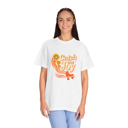 Catch the Joy Retro T-Shirt | Vintage Roller Skating Tee | Perfect Gift for Skaters &amp; Friends | Fun Summer Wear, Casual Fashion, Gift Idea