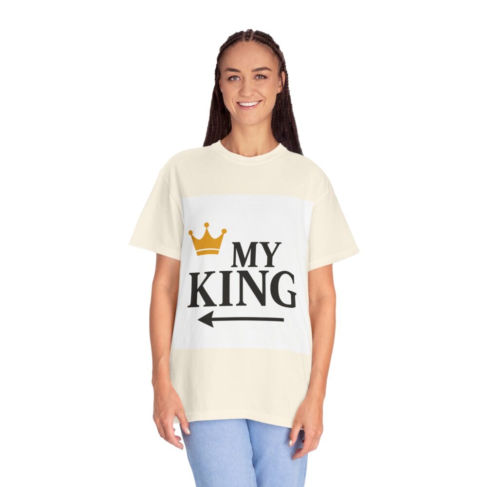 King Graphic Tees, Unisex T-Shirt for Men and Women, Gift for Dads and Partners, Fun Family Outings, Birthday Celebration Tee - Image 2