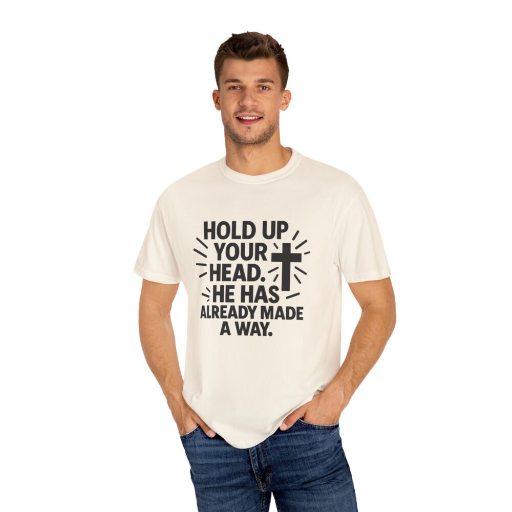 Faith-Inspired Unisex T-Shirt: "Hold Up Your Head" - Christian Apparel for Everyday, Gift for Holidays, Encouragement Tee - Image 4